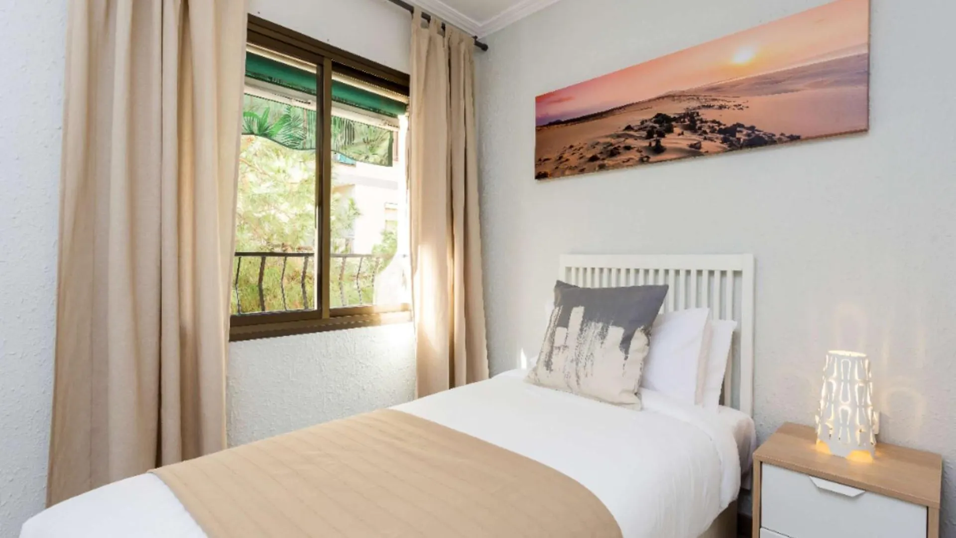 Apartment In Hospitalet L’Hospitalet de Llobregat